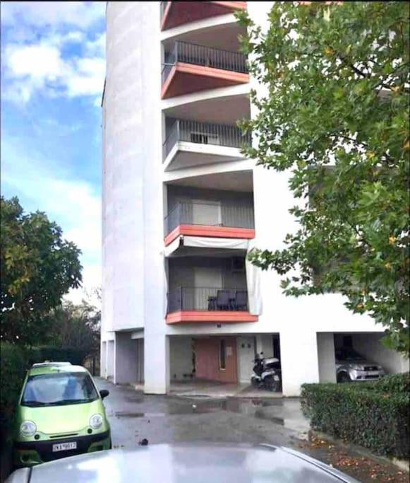 Larisa City Ap 5 With Parking المظهر الخارجي الصورة
